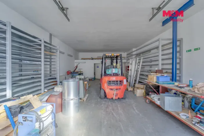 Prodej obchodního prostoru, Toužim, Plzeňská, 561 m2
