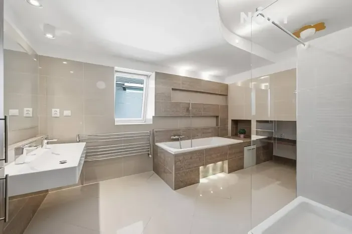 Prodej rodinného domu, Bruntál, Smetanova, 175 m2