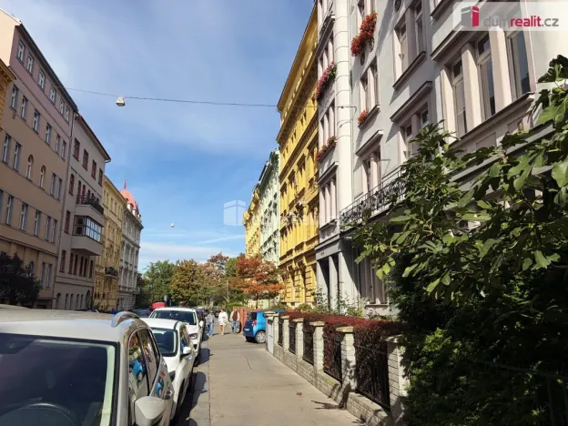 Pronájem bytu 2+kk, Praha - Bubeneč, Šmeralova, 84 m2