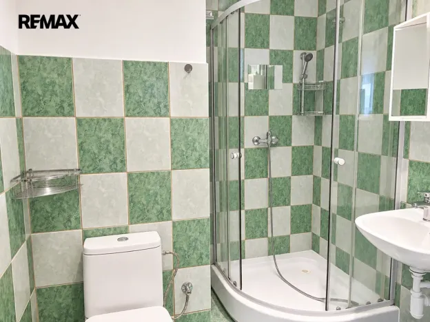 Prodej bytu 1+1, Karlovy Vary - Rybáře, Vodárenská, 36 m2