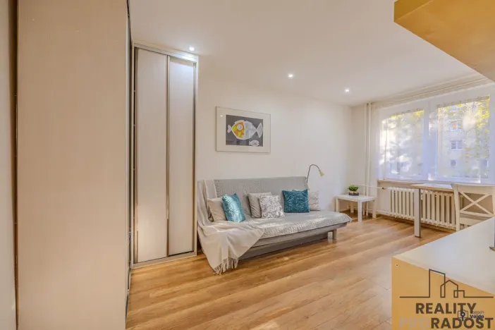 Pronájem bytu 1+kk, Ostrava, Bajkalská, 25 m2