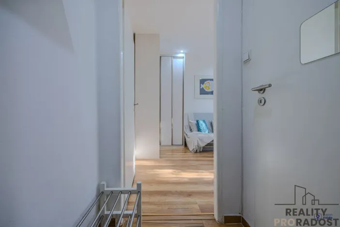 Pronájem bytu 1+kk, Ostrava, Bajkalská, 25 m2