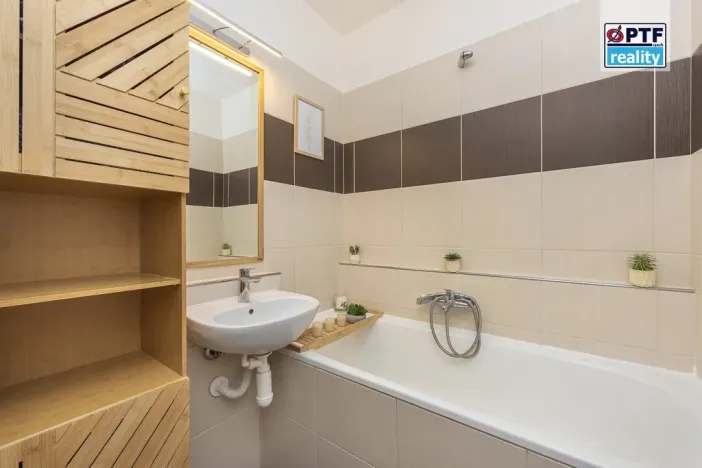 Prodej bytu 1+1, Plzeň, Macháčkova, 40 m2