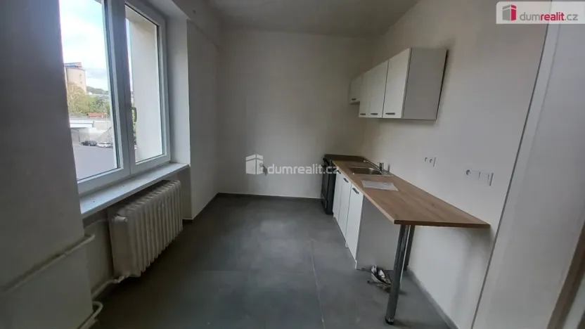 Pronájem bytu 2+1, Ústí nad Labem - Střekov, Na Pile, 55 m2