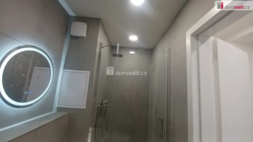 Pronájem bytu 2+1, Ústí nad Labem - Střekov, Na Pile, 55 m2