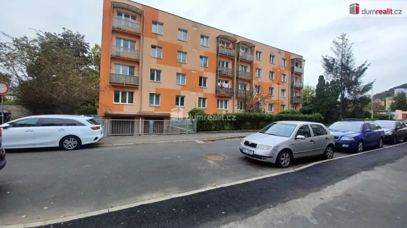 Pronájem bytu 2+1, Ústí nad Labem - Střekov, Na Pile, 55 m2