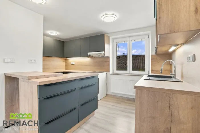 Pronájem bytu 3+1, Hvozdná, K Větřáku, 102 m2