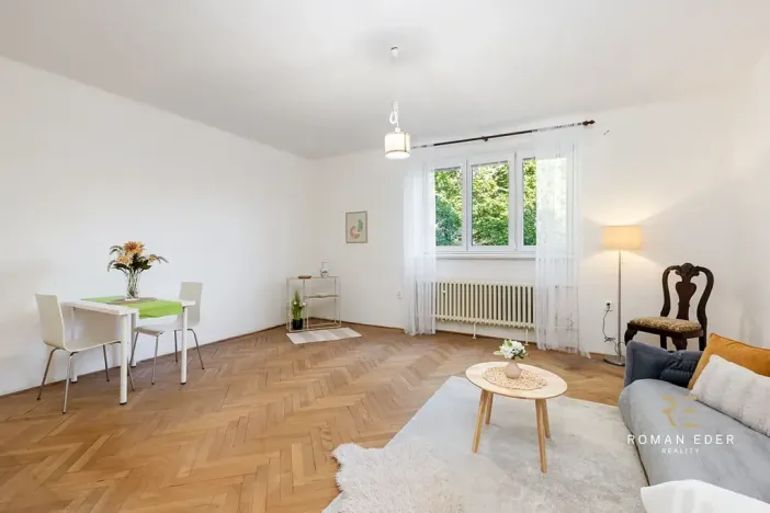 Prodej vícegeneračního domu, Praha - Liboc, Hostouňská, 278 m2