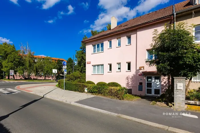 Prodej vícegeneračního domu, Praha - Liboc, Hostouňská, 278 m2