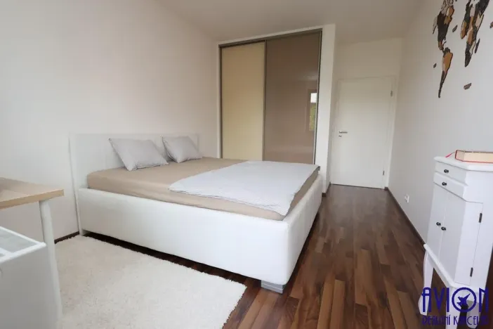 Pronájem bytu 2+kk, Praha - Stodůlky, Plzeňská, 50 m2