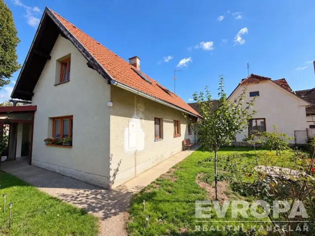 Prodej rodinného domu, Lnáře, 205 m2
