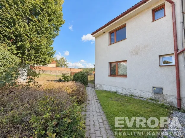 Prodej rodinného domu, Lnáře, 205 m2