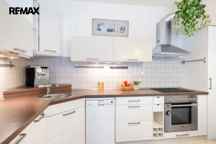 Prodej bytu 3+kk, Praha - Chodov, Valentova, 63 m2