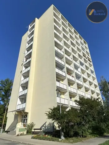 Pronájem bytu 1+kk, Kladno, Unhošťská, 27 m2