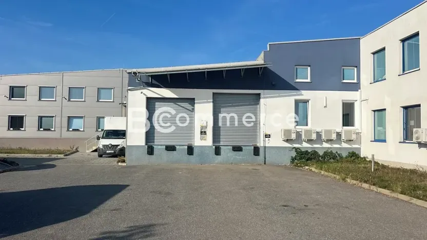 Pronájem skladu, Šlapanice, 4600 m2