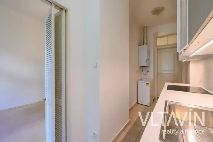 Pronájem bytu 2+kk, Praha - Bubeneč, U studánky, 57 m2
