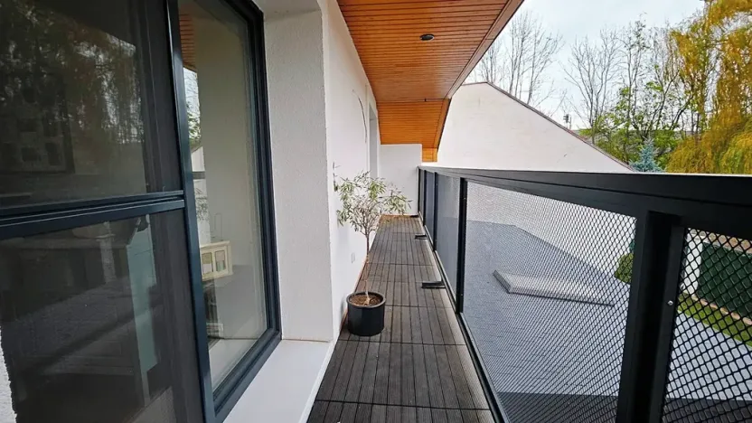 Pronájem bytu 2+kk, Praha - Běchovice, U vrby, 52 m2