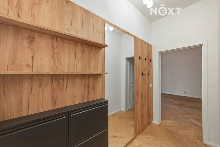 Prodej bytu 2+kk, Praha - Vinohrady, Velehradská, 43 m2