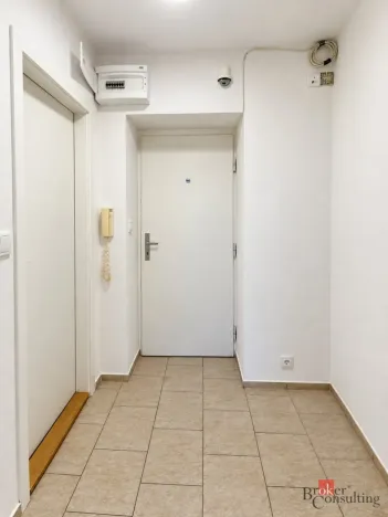 Pronájem bytu 1+1, Dolní Benešov, Osada míru, 32 m2