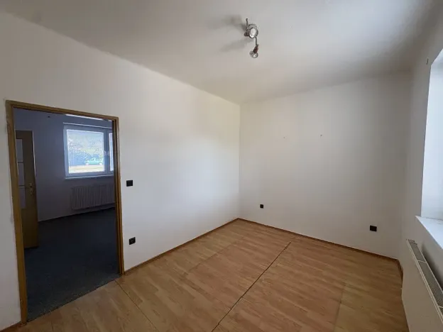 Prodej bytu 3+1, Jičín, Hradecká, 63 m2