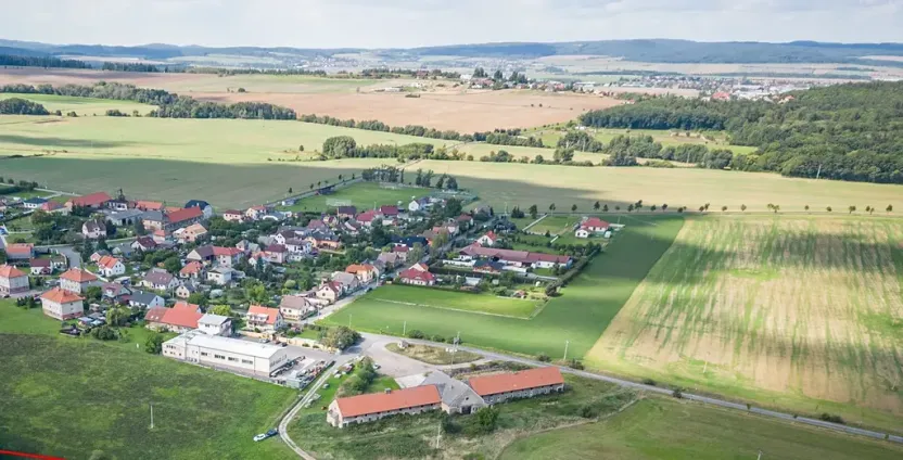 Prodej podílu pole, Podluhy, 12741 m2