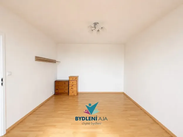 Prodej bytu 1+1, Krupka, Karla Čapka, 36 m2