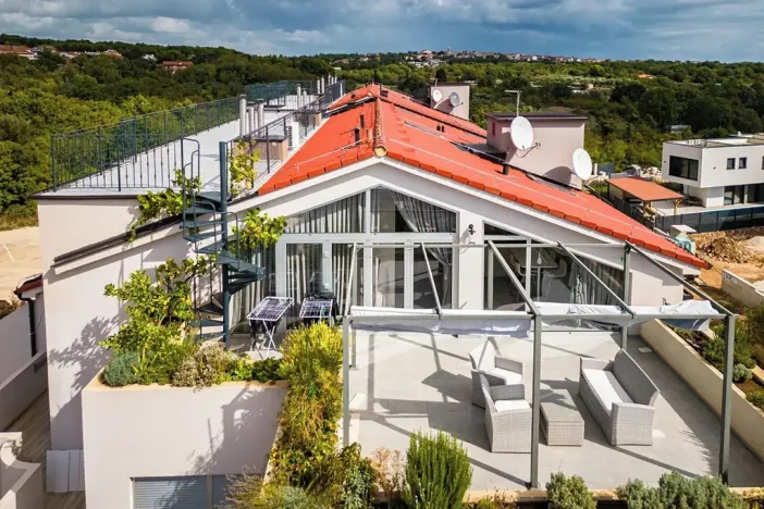 Prodej bytu 6+kk a větší, Medulin, Chorvatsko, 250 m2