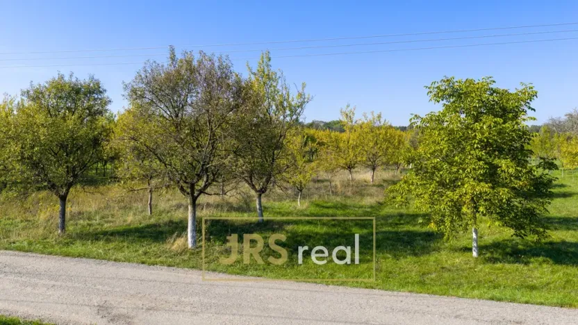 Prodej zahrady, Vnorovy, 1388 m2