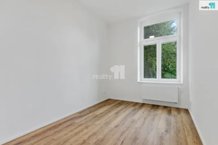 Prodej bytu 1+kk, Jablonec nad Nisou - Mšeno nad Nisou, Palackého, 30 m2