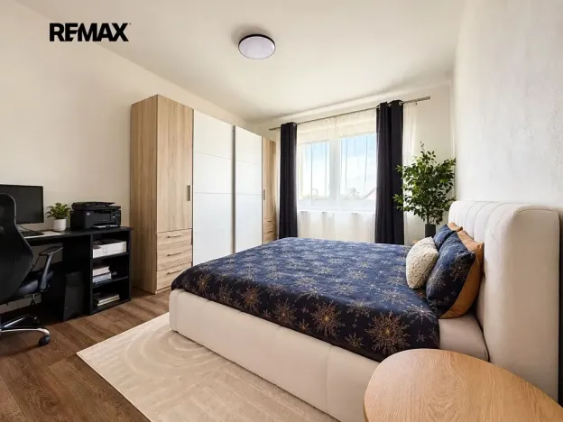 Prodej bytu 3+kk, Ostroměř, Školní, 82 m2