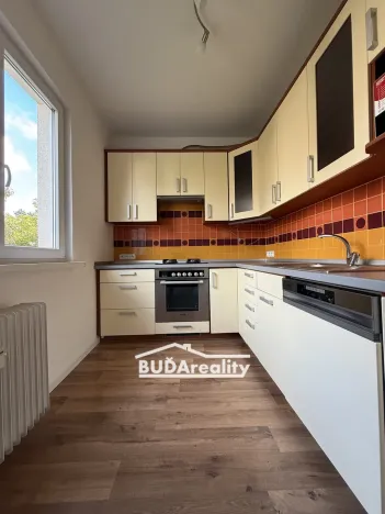 Pronájem bytu 2+1, Zlín, M. Knesla, 55 m2