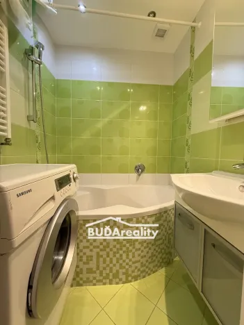 Pronájem bytu 2+1, Zlín, M. Knesla, 55 m2