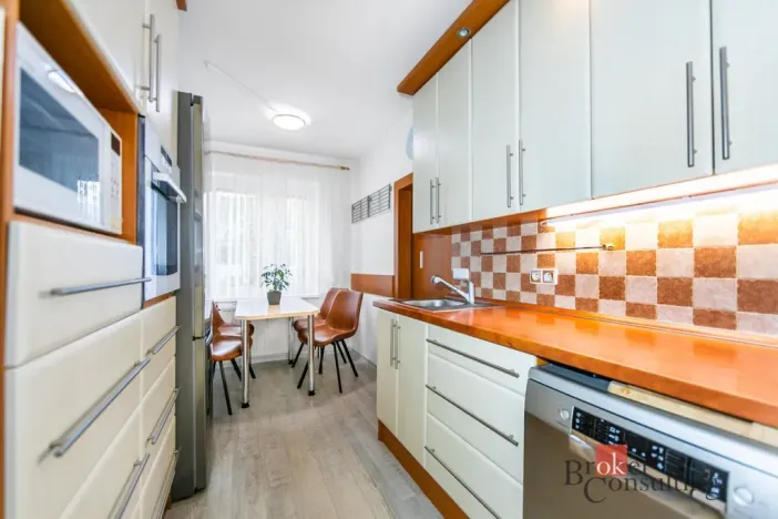 Prodej bytu 4+1, Plzeň - Bolevec, Žlutická, 76 m2