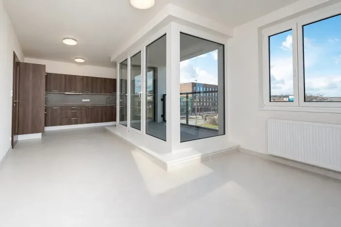 Pronájem bytu 2+kk, Praha - Hloubětín, Poděbradská, 53 m2