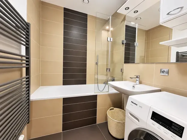 Pronájem bytu 1+kk, Praha - Nusle, K sídlišti, 45 m2