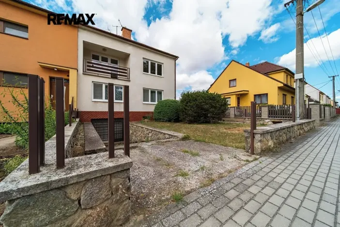 Prodej rodinného domu, Hrušovany u Brna, Vodní, 125 m2