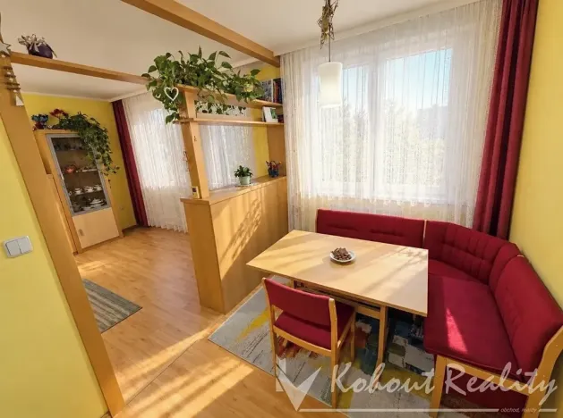 Prodej bytu 3+1, Praha - Horní Měcholupy, Parmská, 78 m2
