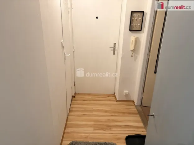 Pronájem bytu 1+1, Mikulov, Zd. Nejedlého, 32 m2