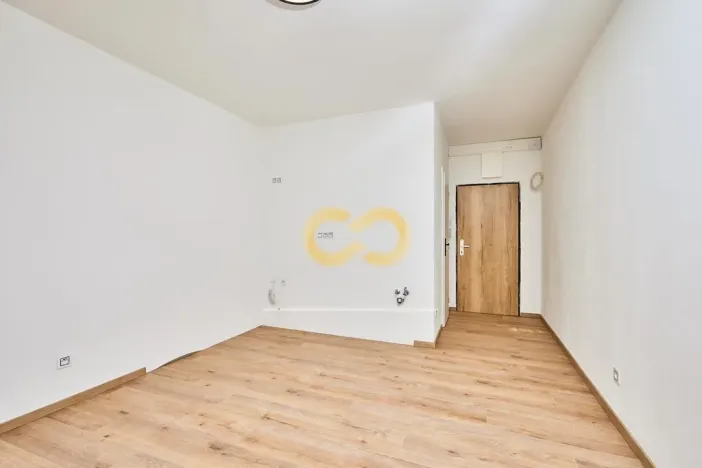 Prodej bytu 1+kk, Prachatice, nám. Přátelství, 20 m2