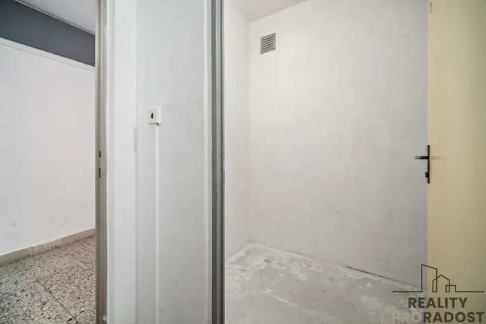 Pronájem bytu 1+1, Pardubice - Studánka, Jana Zajíce, 51 m2