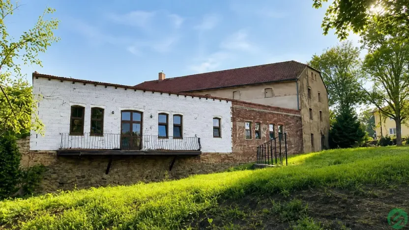 Pronájem vícegeneračního domu, Praha - Písnice, Putimská, 1500 m2