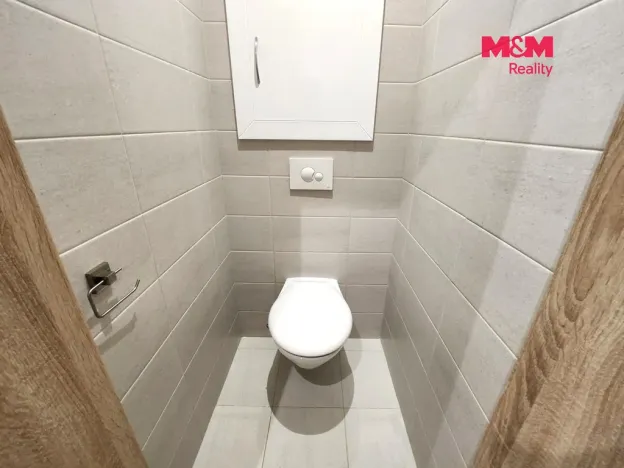 Prodej bytu 2+1, Louny, Tyršovo nám., 54 m2