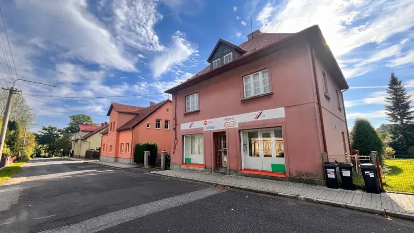 Prodej komerční nemovitosti, Varnsdorf, Čelakovická, 250 m2