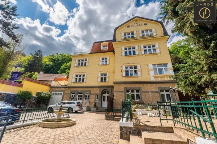 Prodej bytu 4+kk, Praha - Dejvice, V Šáreckém údolí, 129 m2