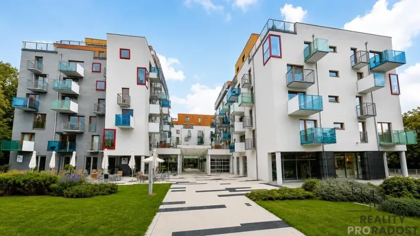 Pronájem bytu 3+kk, Praha - Vršovice, Vršovická, 90 m2