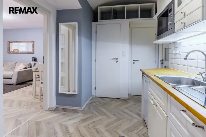 Prodej bytu 2+1, Praha - Libeň, Andrštova, 43 m2