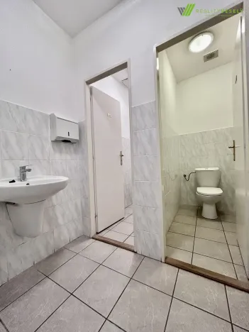 Pronájem kanceláře, Hodonín, Národní třída, 80 m2