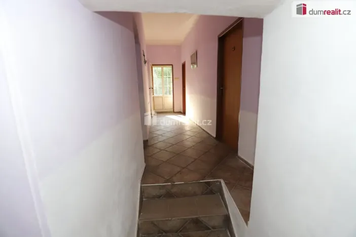 Pronájem bytu 1+1, Planá, náměstí Svobody, 40 m2
