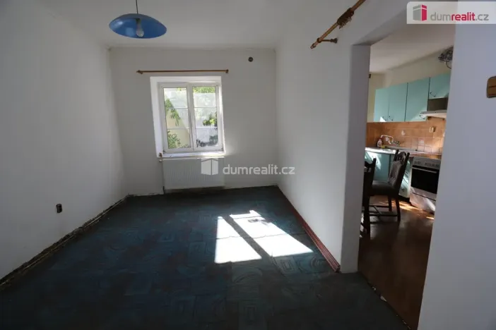 Pronájem bytu 1+1, Planá, náměstí Svobody, 40 m2
