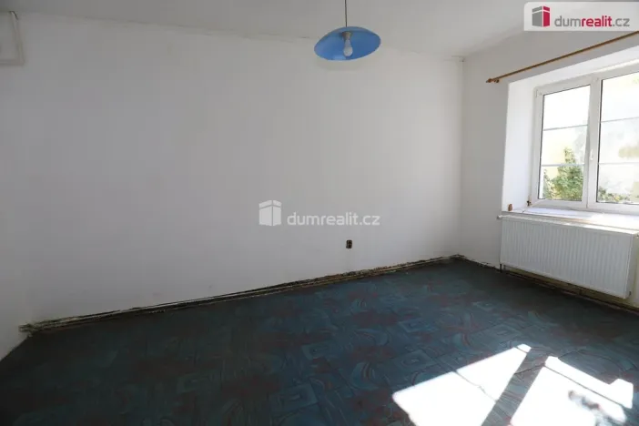 Pronájem bytu 1+1, Planá, náměstí Svobody, 40 m2
